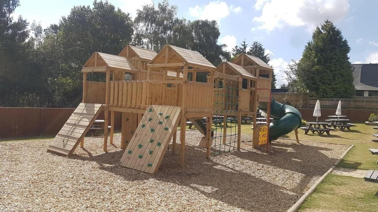 The Star Inn Lingfield Εξωτερικό φωτογραφία